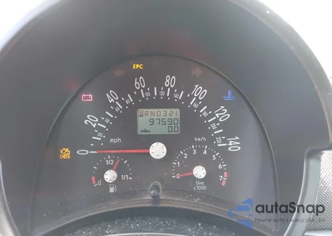 2002 Volkswagen New Beetle Gls z USA, uszkodzony, nr VIN 3VWCK21CX2M450876